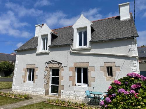 Lezardrieux House | Charmante maison rénovée Proche plage,port,clos