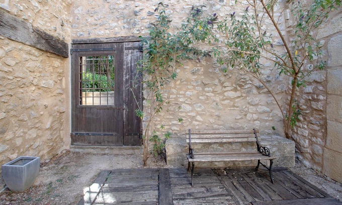 Saint-Trinit House | Charmante petite maison de village, charming village little house
