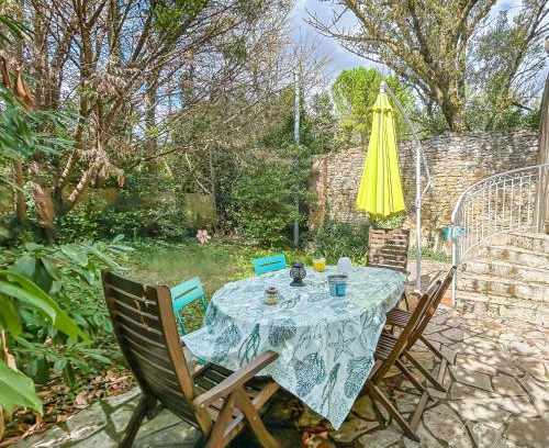 Soupex House | Charme rustique avec jardin privé "Au Pastel"