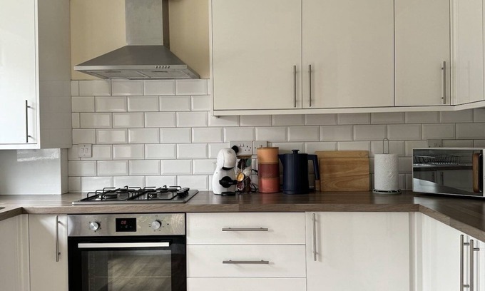 Grimsby House | Charming 2Bedroom House in Grimsby