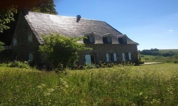 La Bourboule House | Charming house in the heart of the Auvergne, 260 M2, 10 hectares of property