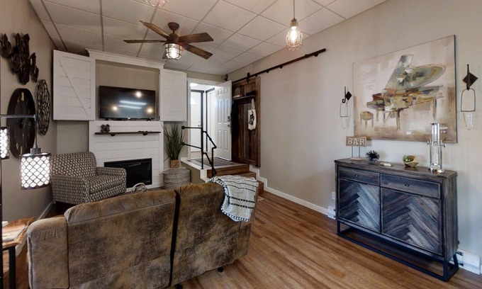 Kalispell Apartment | Charming 1-bedroom apartment with WiFi, AC in downtown Kalispell Main Street