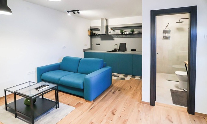 Osijek Apartment | Charming 1-bedroom apartment in fabulous Osijek with WiFi, AC