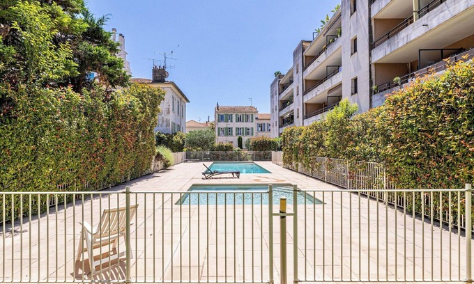 Prado - Republique Apartment | Charming 1 bedroom flat with balcony/pool - Cannes