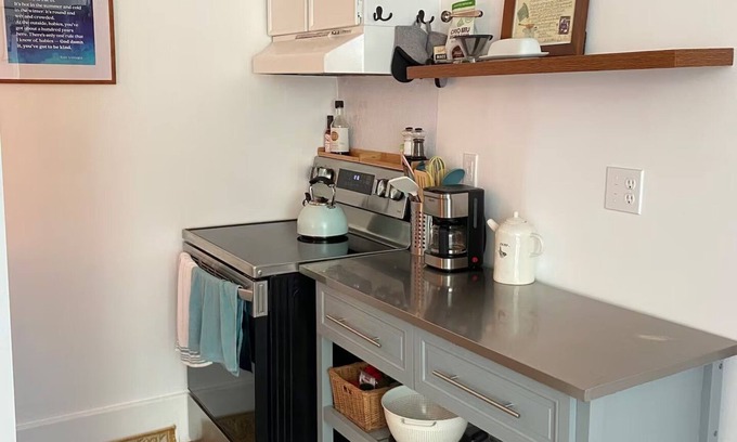 Conway Apartment | Charming 1-BR Apartment in Conway, WiFi/AC