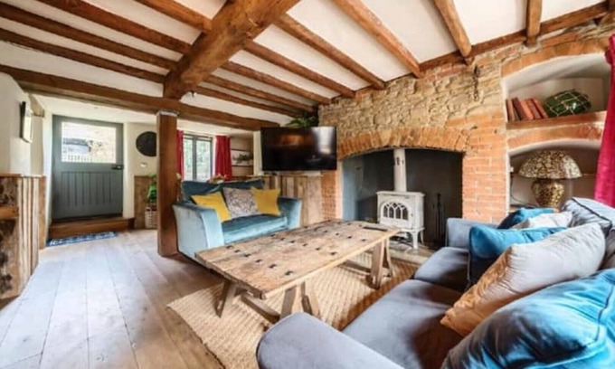 Chipping Norton Apartment | Charming 18th Cent. Cottage - 5min drive Soho Farm