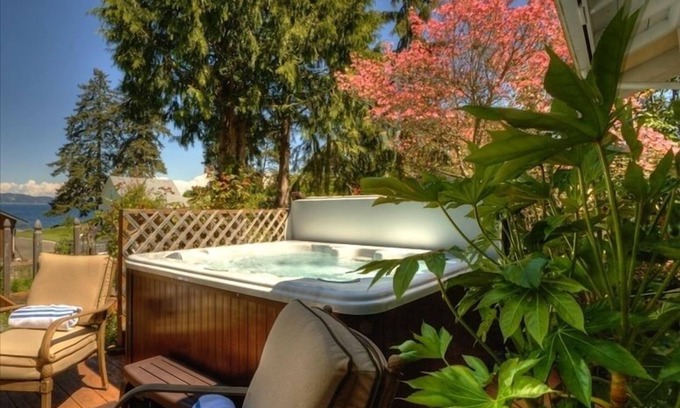 South Colby House | Charming 1920's English Cottage w/Water Views A Del Mar Vacation Property