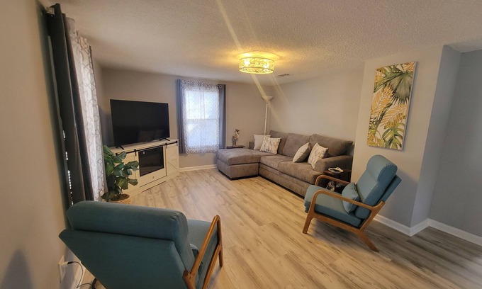 Garden City Cottage | Charming, 2-bedroom family cottage at the Beach in beautiful Murrells Inlet, SC!