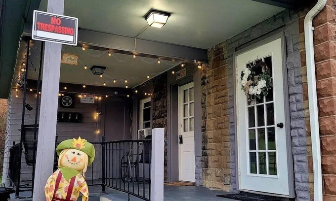 Emporium Apartment | Charming 2 bedroom apartment in the town of Emporium, PA.