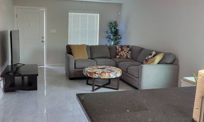 Palmhurst Apartment | Charming 2-bedroom apartment with WiFi, AC, and ADT Security in quaint Mission!