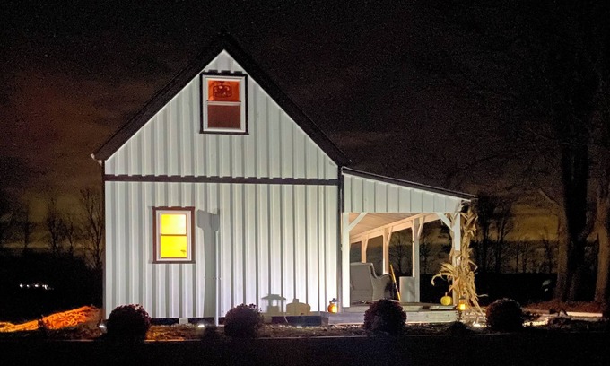 Amsterdam Cabin | Charming 2-bedroom cabin minutes from Sacandaga Lake and Saratoga Springs