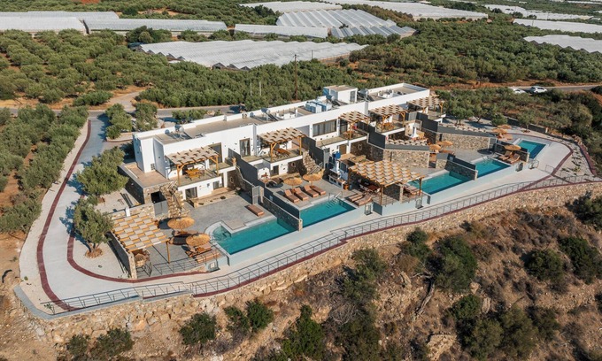 Pefki Villa | Charming 2-bedroom villa with AC, WiFi in superb Makry Gialos
