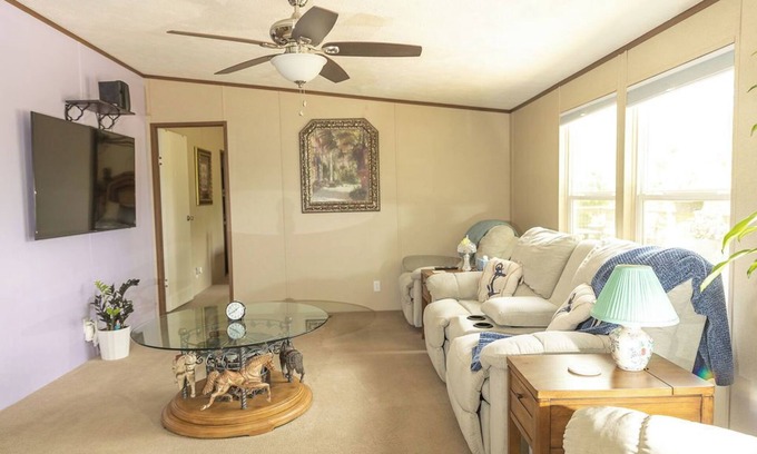 Alexander House | Charming 2-bedroom house with WiFi, AC in welcoming Weaverville