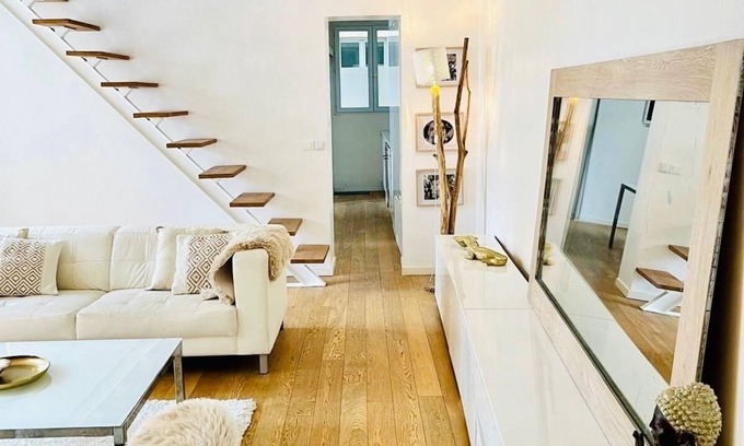 Saint-Vincent-de-Paul Apartment | Charming 2-bedroom loft in brilliant Paris next to Gare du Nord Montmartre