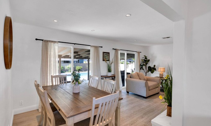 Southwest Anaheim House | Charming 2 bedroom home w/ Pool - Mins to DISNEY