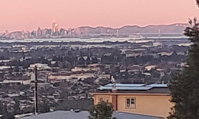 San Leandro Apartment | Charming 2-bedroom apartment with great view of San Francisco and Bay Area