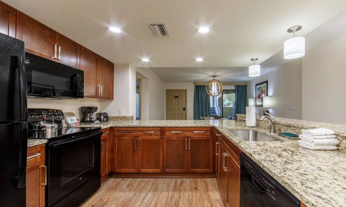 North Scottsdale Villa | Charming 2-bedroom villa in Scottsdale; 1/2 a block to the Waste Management Open