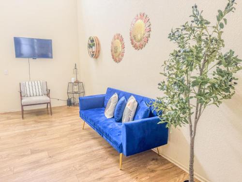 Cortez Hill Apartment | Charming 2nd Ave Lofts in Downtown San Diego with Parking
