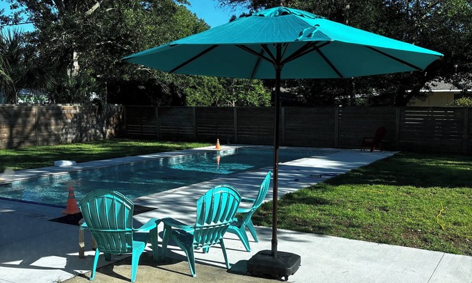 Fort Walton Beach House | Charming 3-bedroom house, close to the FWYC, Beach, and great restaurants!