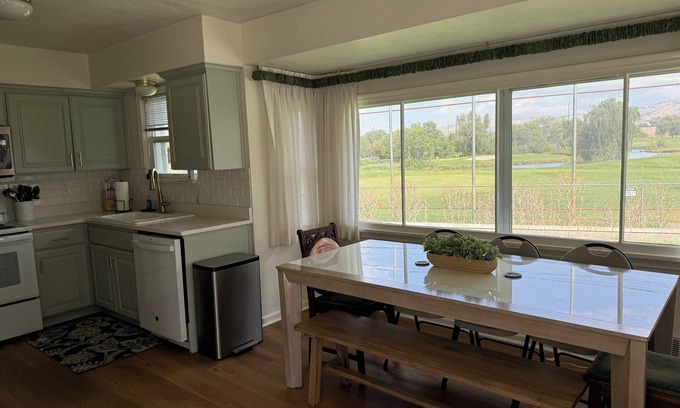 Sugar House House | Charming 3-bedroom house on golf course in Sugarhouse.