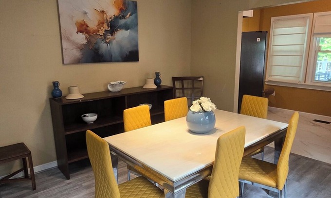 St. Bernard House | Charming 3-bedroom house in enchanting Cincinnati with AC Heat washer and dryer