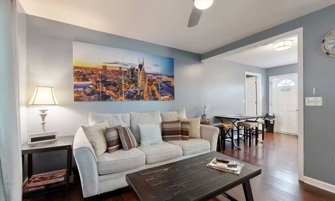 Haynes Area House | Charming 3-bedroom house with AC and WiFi in wonderful Nashville