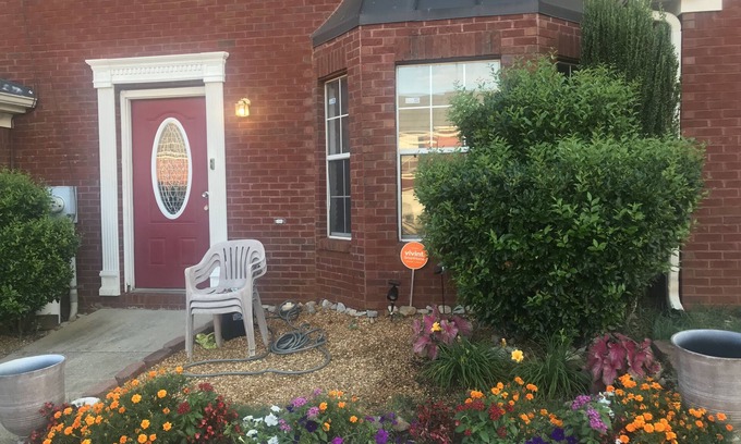 Belmont House | Charming 3-bedroom Home In Lithonia