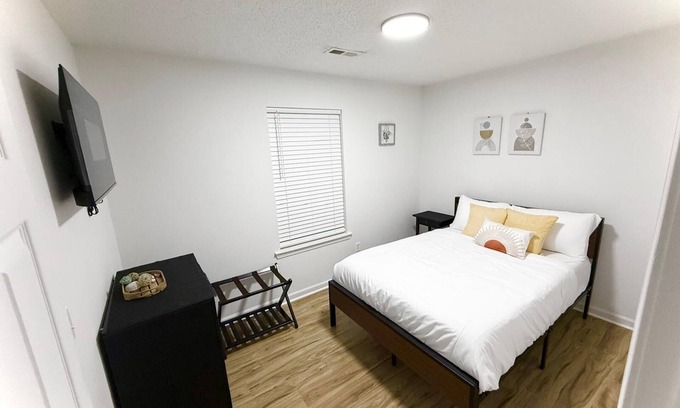 Florence House | Charming 3-bedroom house in Florence, SC