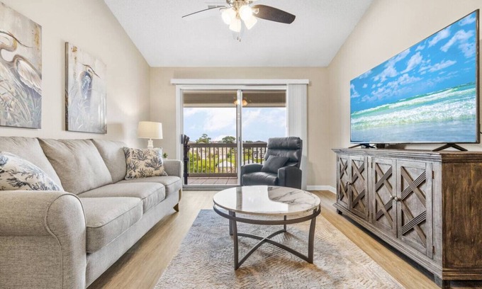 Little River Apartment | Charming 3 Bedroom on the Intracoastal Waterway