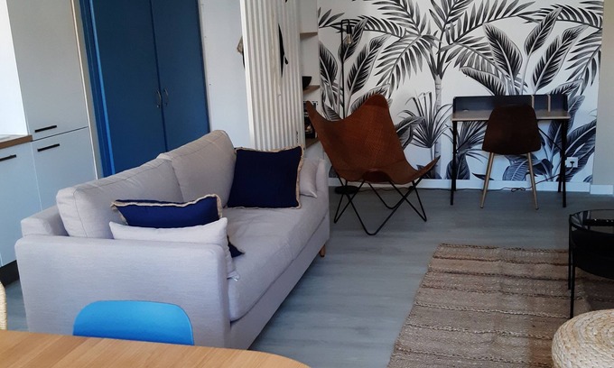 Saint-Tropez City Centre Apartment | Charming 3-room apartment in the center 70m from the port