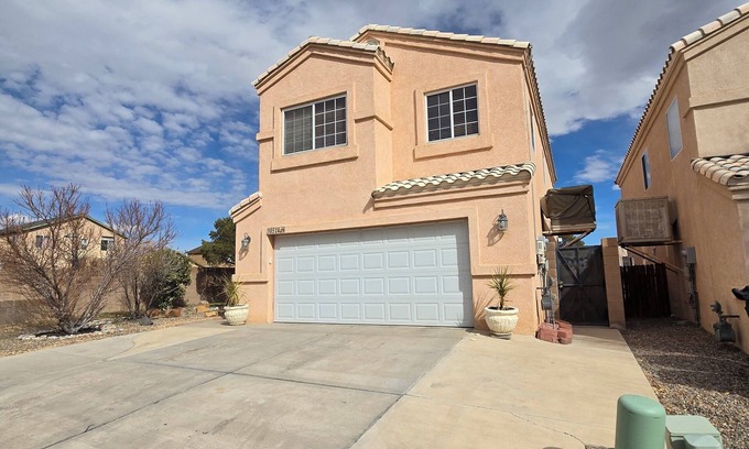 Skies West House | Charming 4-bedroom house with beautiful backyard and mountain view.