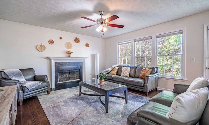 Duluth House | Charming 4BR/3BA Home|Pets Welcome|Large Yard & 2-Car Garage Oasis #41646
