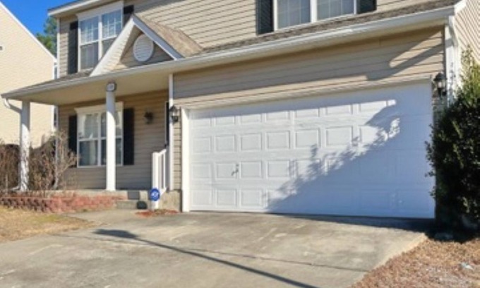 Lexington House | Charming 5-bedroom home in Lexington, S.C.
