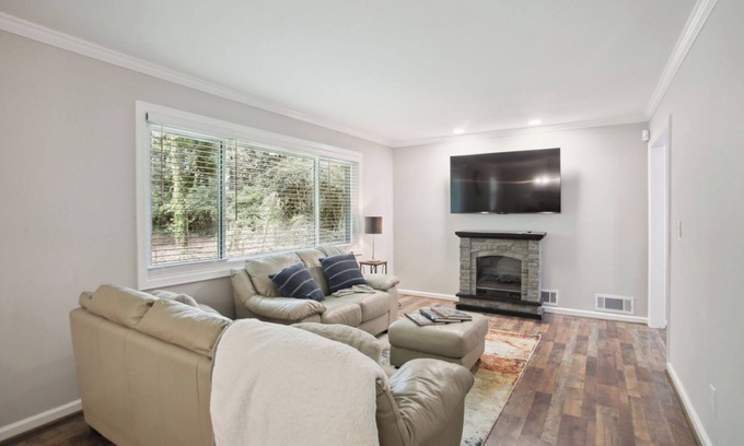 Atlanta House | Charming Abode Near Downtown ATL