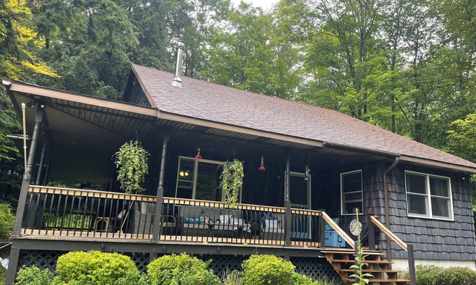 Old Forge Cabin | Charming Adirondack Cabin for Rent – Your Perfect Escape in the Heart of Naturen