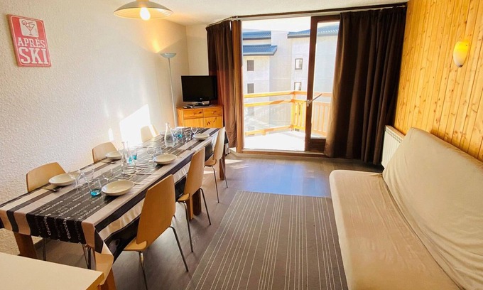 Les Deux Alpes Apartment | Charming Apartment Sleeps 6, Ski-In/Ski-Out, Stunning Slope Views
