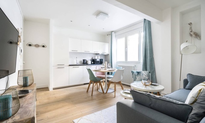 Quartier de la Maison-Blanche Apartment | Charming Apartment 2br/6p - Place D'italie
