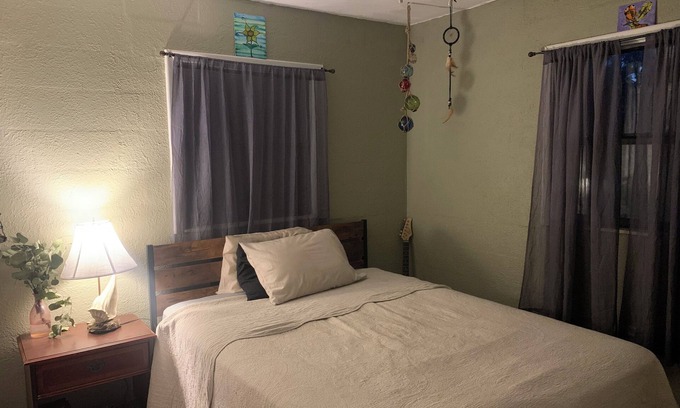 Ocala House | Charming bedroom in a house, in amazing Ocala with WiFi, fitness room