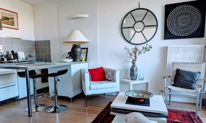 Annecy-le-Vieux Apartment | Charming bright T2, balcony, parking, telework