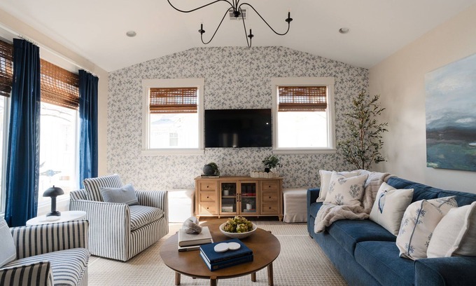 Eufaula House | Charming Carlton Landing Single Story Home Steps Away from TownCenter - The Nest