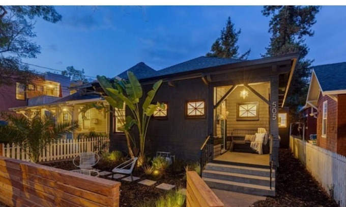Petaluma House | charming + chic craftsman in Downtown Petaluma