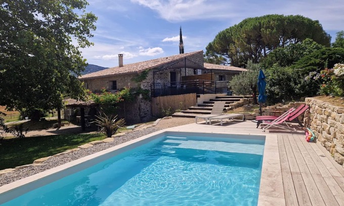 La Begude-de-Mazenc Apartment | CHARMING COTTAGE LA MARTINELLE