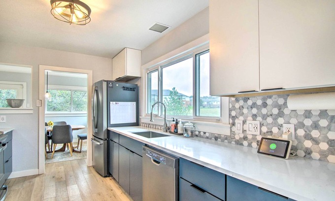 Skyway House | Charming Colorado Springs Getaway w/Hot Tub!