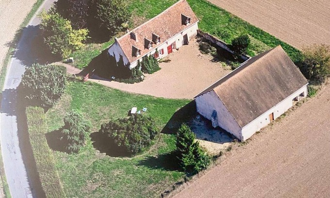 Thore-la-Rochette Cottage | Charming cottage with pool, pets allowed, perfect for families