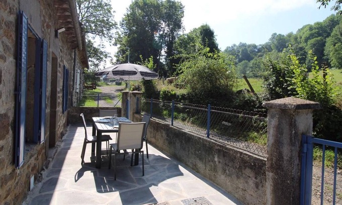 Moussages Cottage | Charming Cottage in Auvergne's Volcanic Park – Fireplace, Terrace, Near Hiking & Skiing