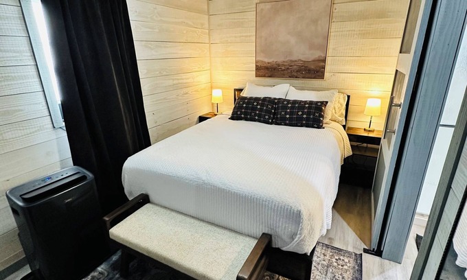 Springtown Cottage | Charming cottage in Springtown, TX with AC and WiFi. Enjoy your stay