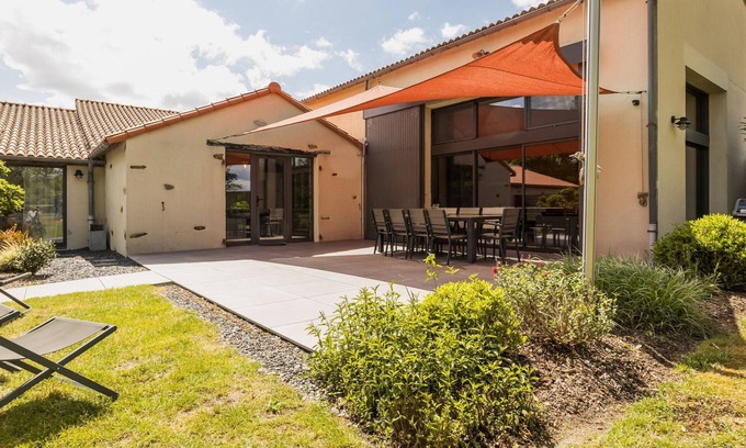 Chateau-Thebaud Cottage | Charming Countryside Retreat with Indoor Heated Pool Near Nantes & Clisson