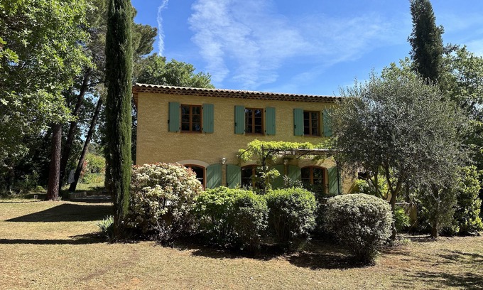 Roussillon Villa | Charming country house, 4 bedrooms, 9 people with private pool