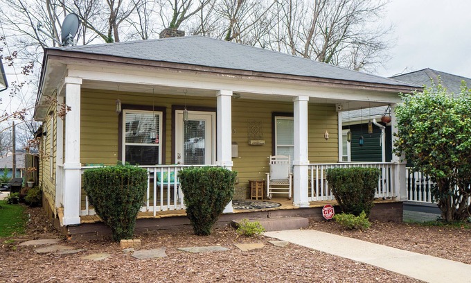 Biddleville House | Charming Craftsman 1/4 mile from Uptown Charlotte and 1 block from trolley.