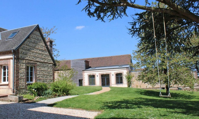 L'Aigle Apartment | Charming Estate for Wellness and Sports in L'Aigle